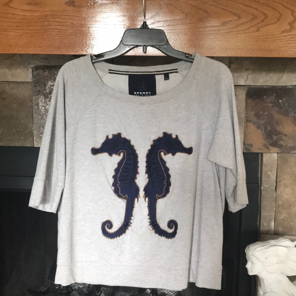 Sperry 3/4 sleeve sweatshirt